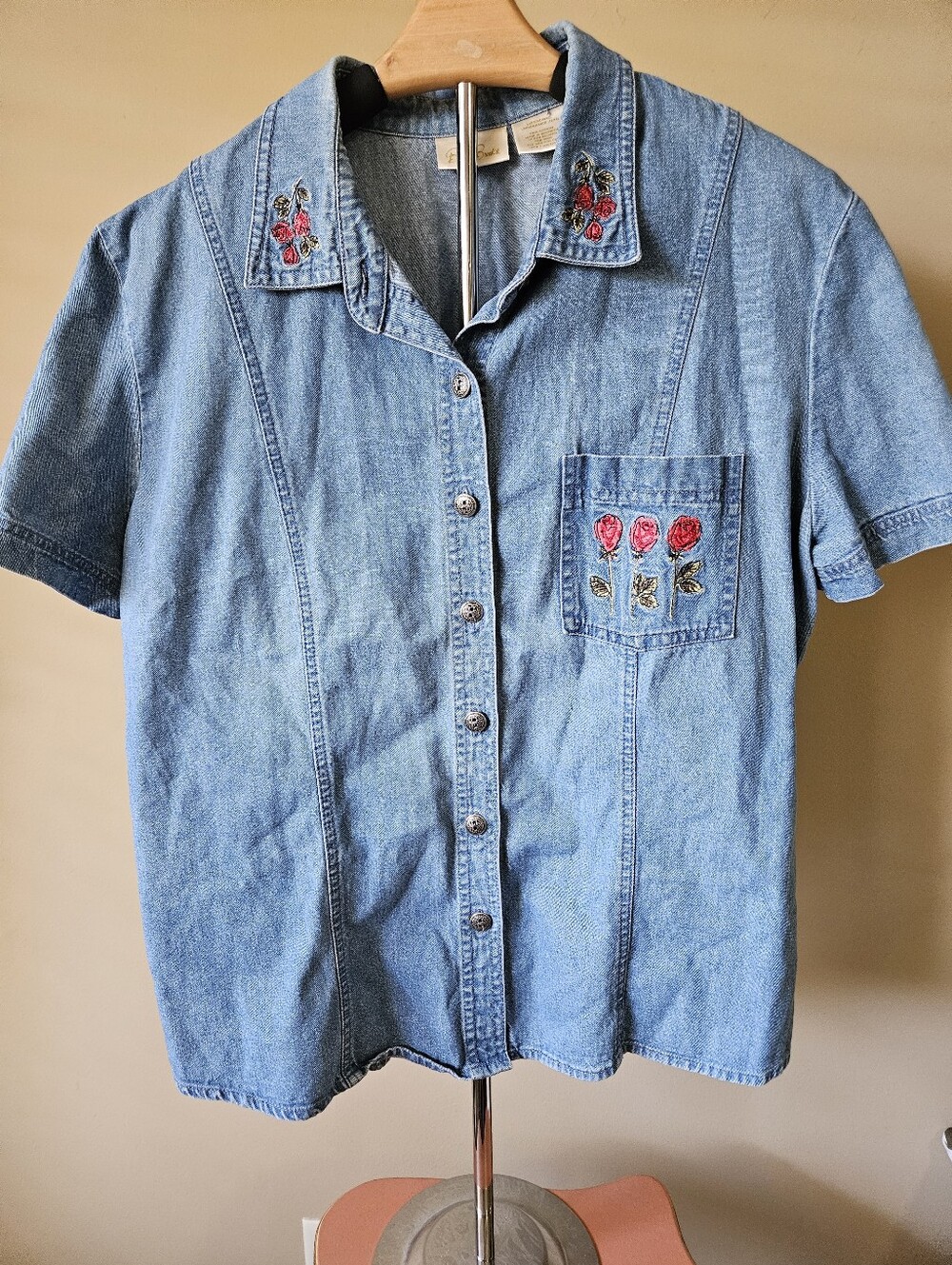 Vintage Bobbie Brooks Embroidered Rose Denim Shirt - Size L